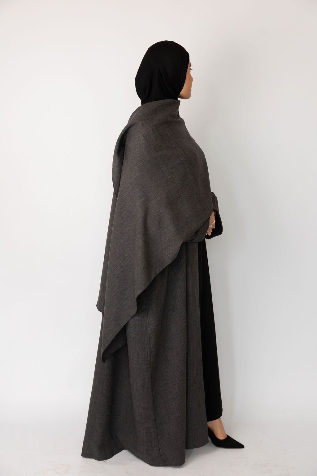 Grey Cloak Abaya | Nida Linen Fabric | Concealed Buttons | Sharp Cuffs | Flowing Silhouette | Casual & Formal Style