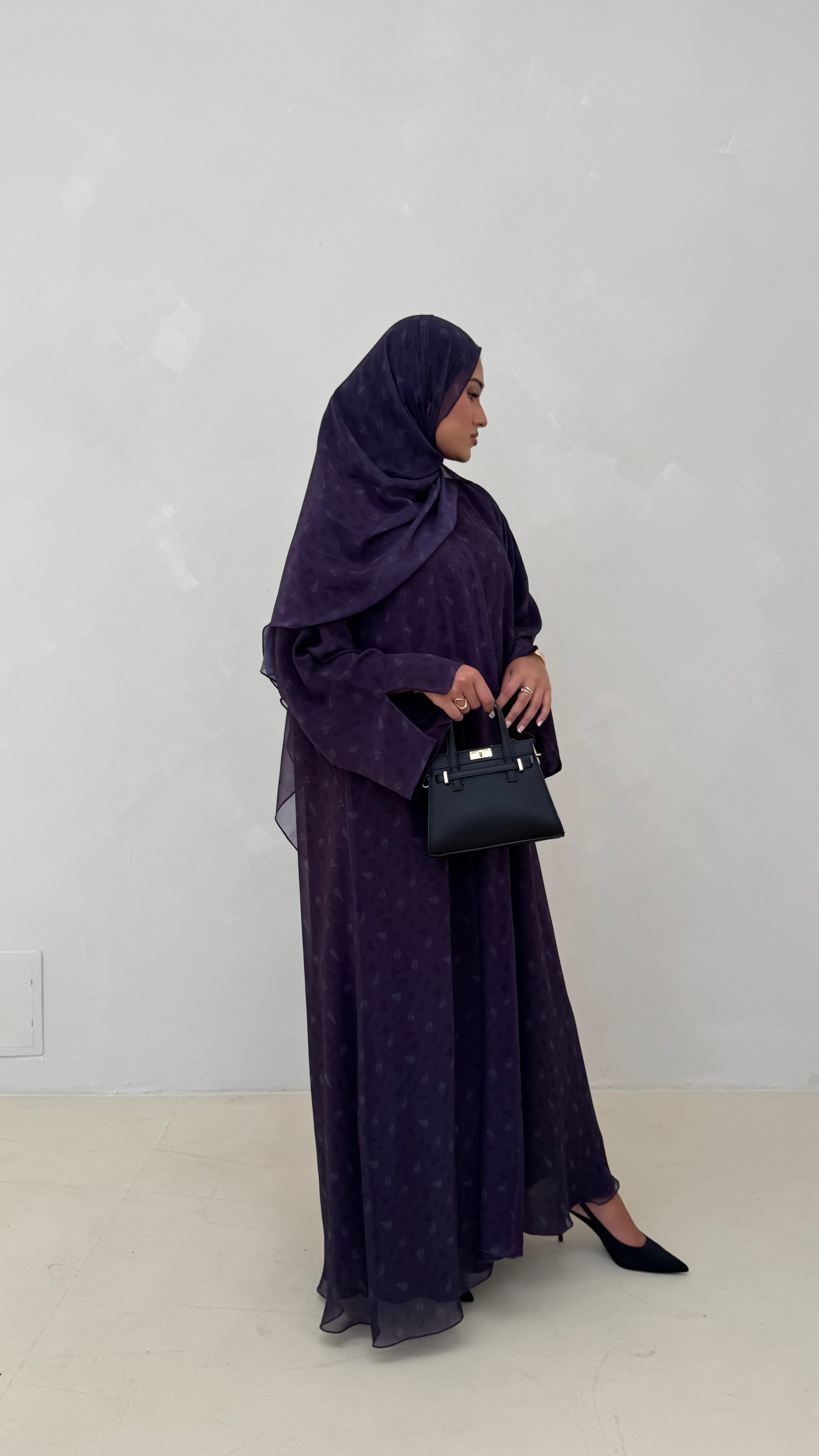 Violet Blossom Abaya